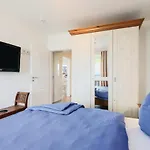 Апартаменты Cozy In With Sauna