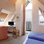 Cozy In With Sauna Apartment Rechlin